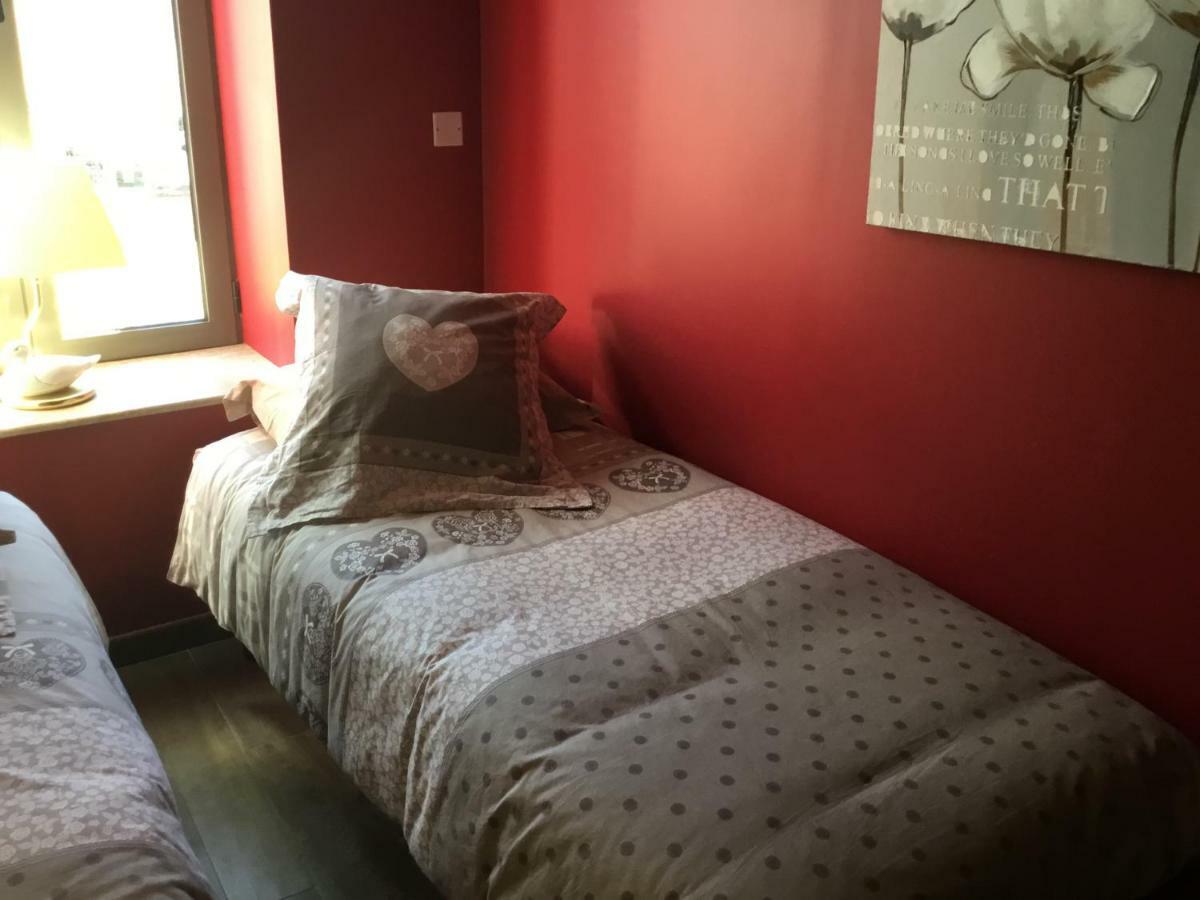 Aux Cornettes Apartment Beaune  Bagian luar foto