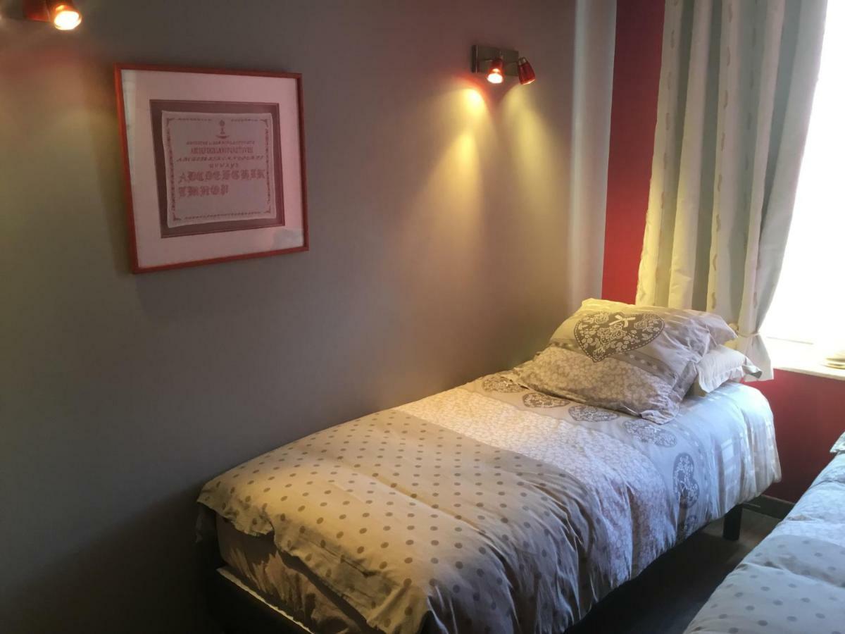 Aux Cornettes Apartment Beaune  Bagian luar foto